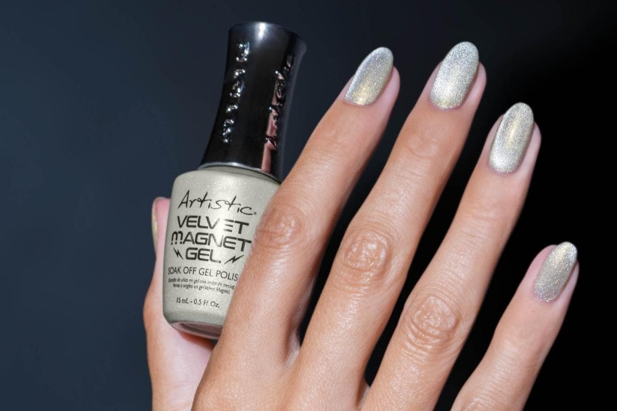 Artistic Velvet Magnet header pic