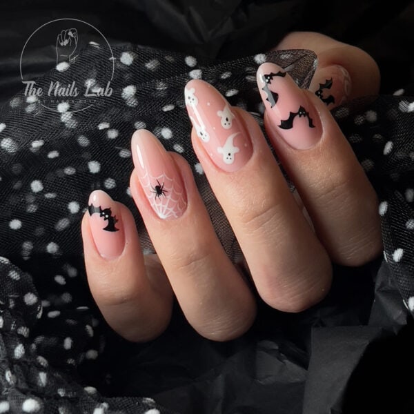 The Nails Lab by Magda