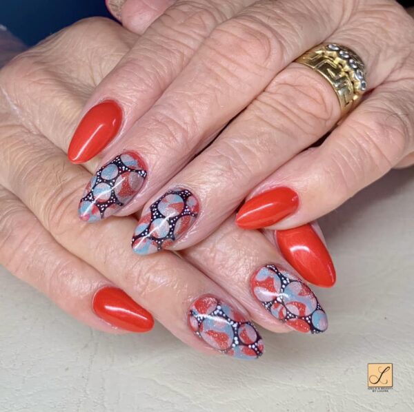 Nails & Beauty by Louise