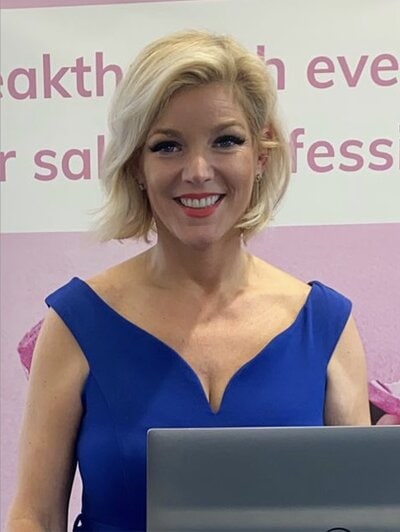 Caroline larissey headshot