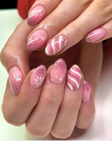 Image courtesy of Instagram.com/cathybrowne_nailartistry