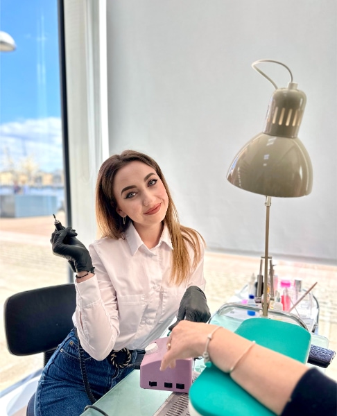 Maria Nevirchak Working 2