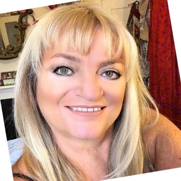 Nickie Rhodes Hill Headshot