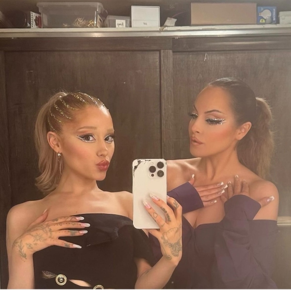 Miki Nails Liz And Ari