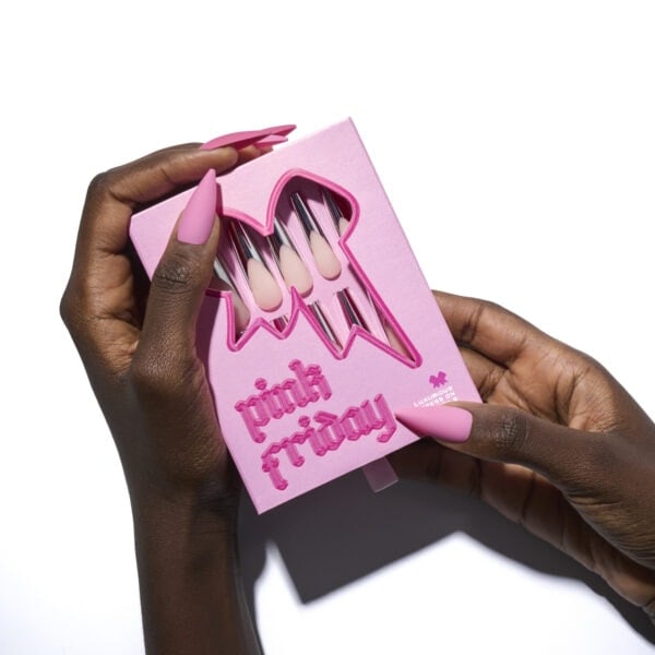 Pink Friday Nails Nicki Minaj 6