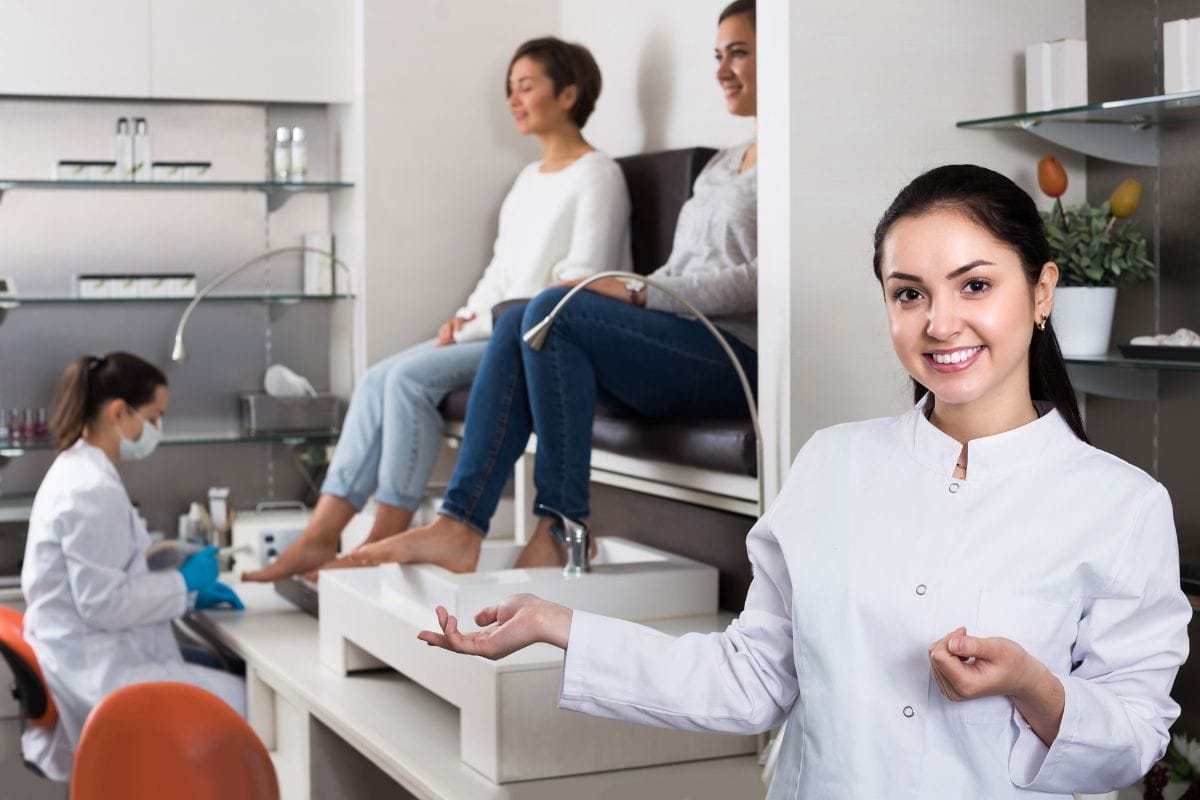 Nail Beauty Salon Pedicure