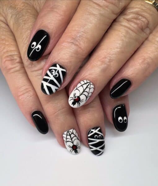Image courtesy of instagram.com:sonyas.nails