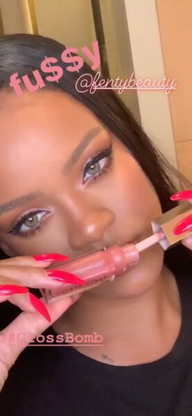 A glossy red look. Image courtesy of Instagram.com/badgalriri