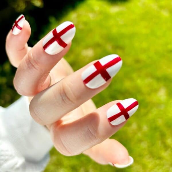 Handpaintednailsbysosa