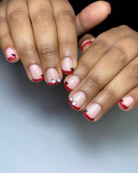 @practicallymagic nailsbeauty