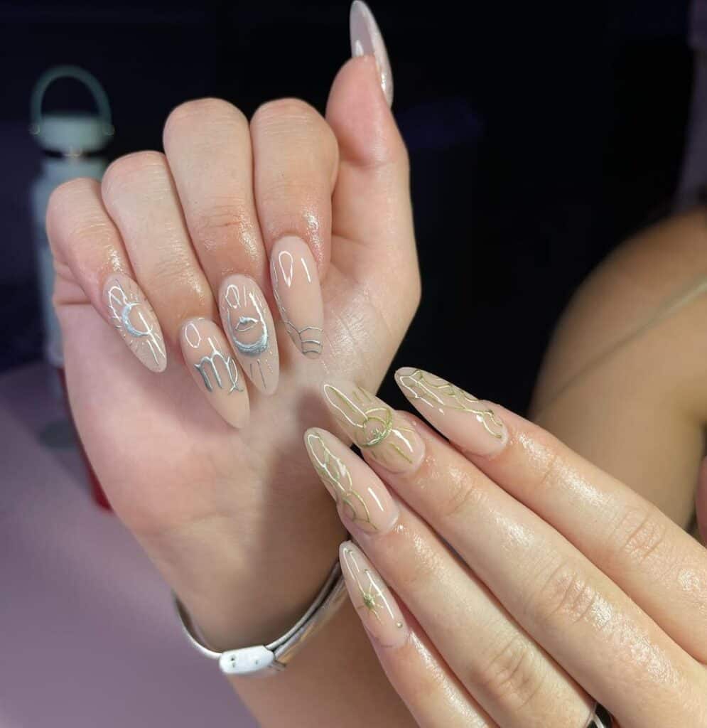 Image courtesy of instagram.com:nails.byashhh 
