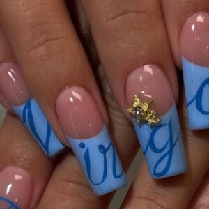 Image courtesy of Instagram.com/nailsbyadriadne