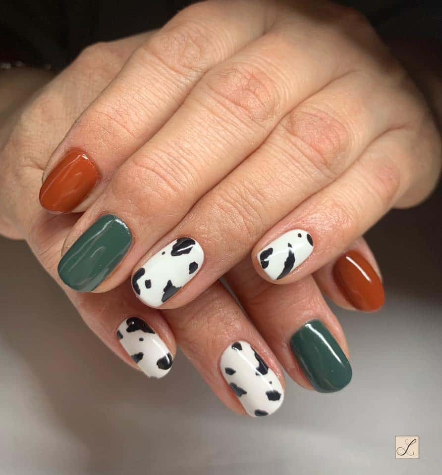 Image courtesy of nails & beauty by louise