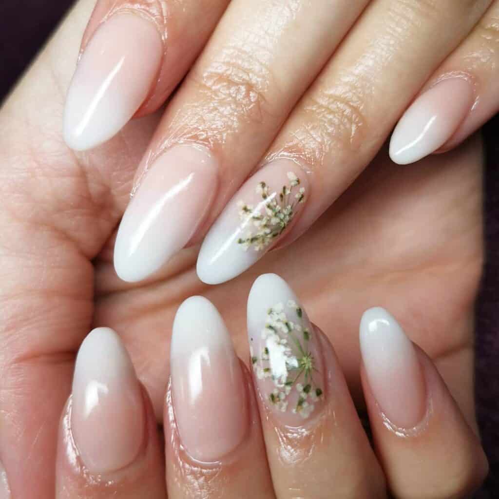 Image courtesy of instagram.com:luxedermaclinic ni