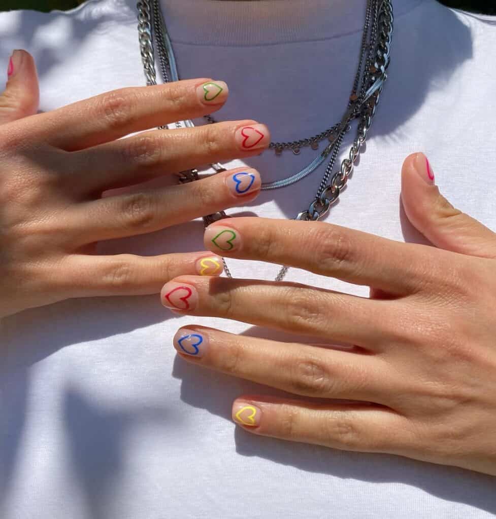 Image courtesy of instagram.com:mariavinails