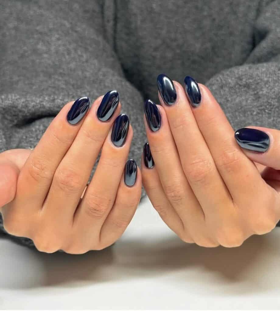 Image courtesy of instagram.com:nailstampingqueenuk 2