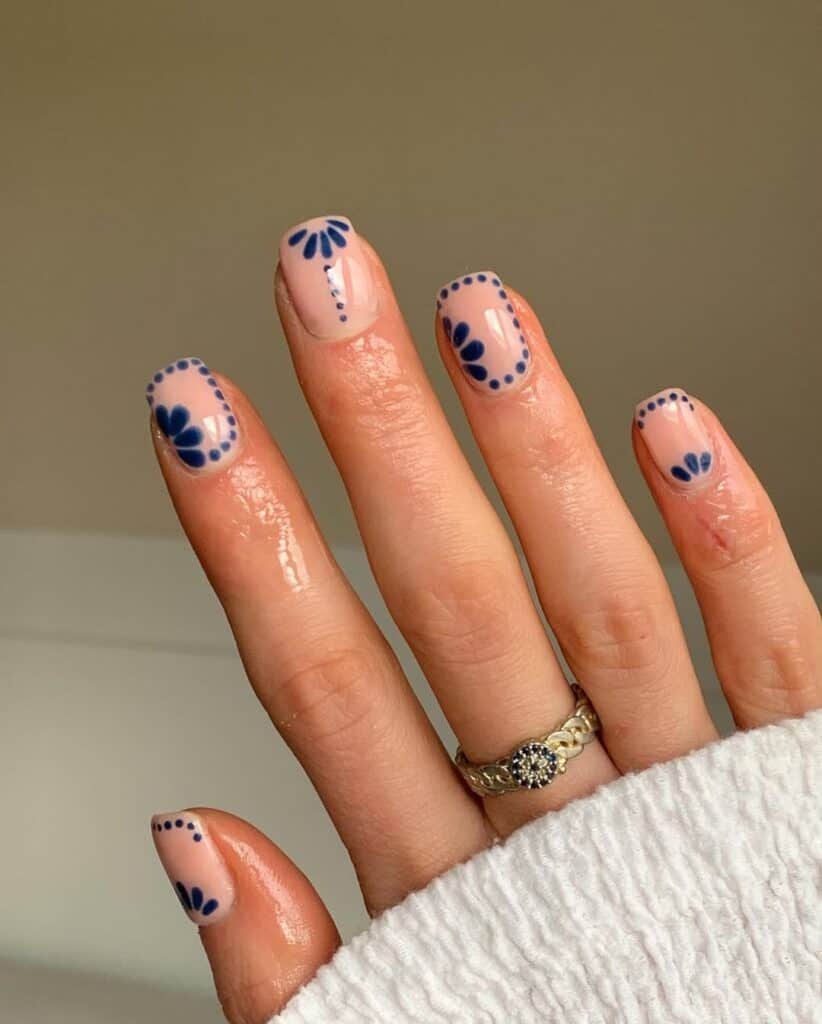 Image courtesy of instagram.com:peachnailco