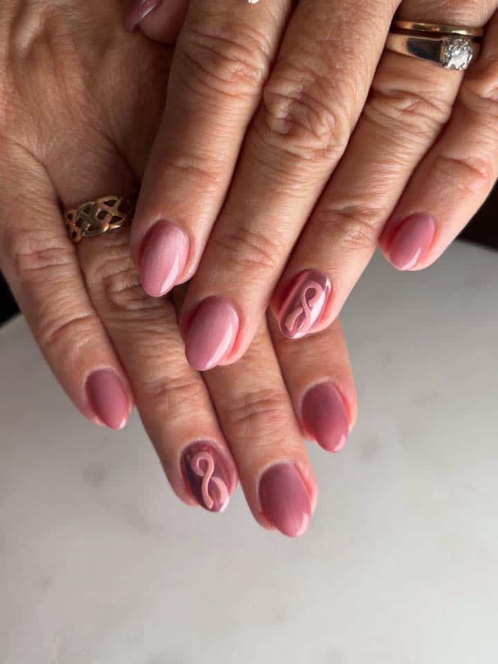 Image courtesy of instagram.com:crystalsnailscene