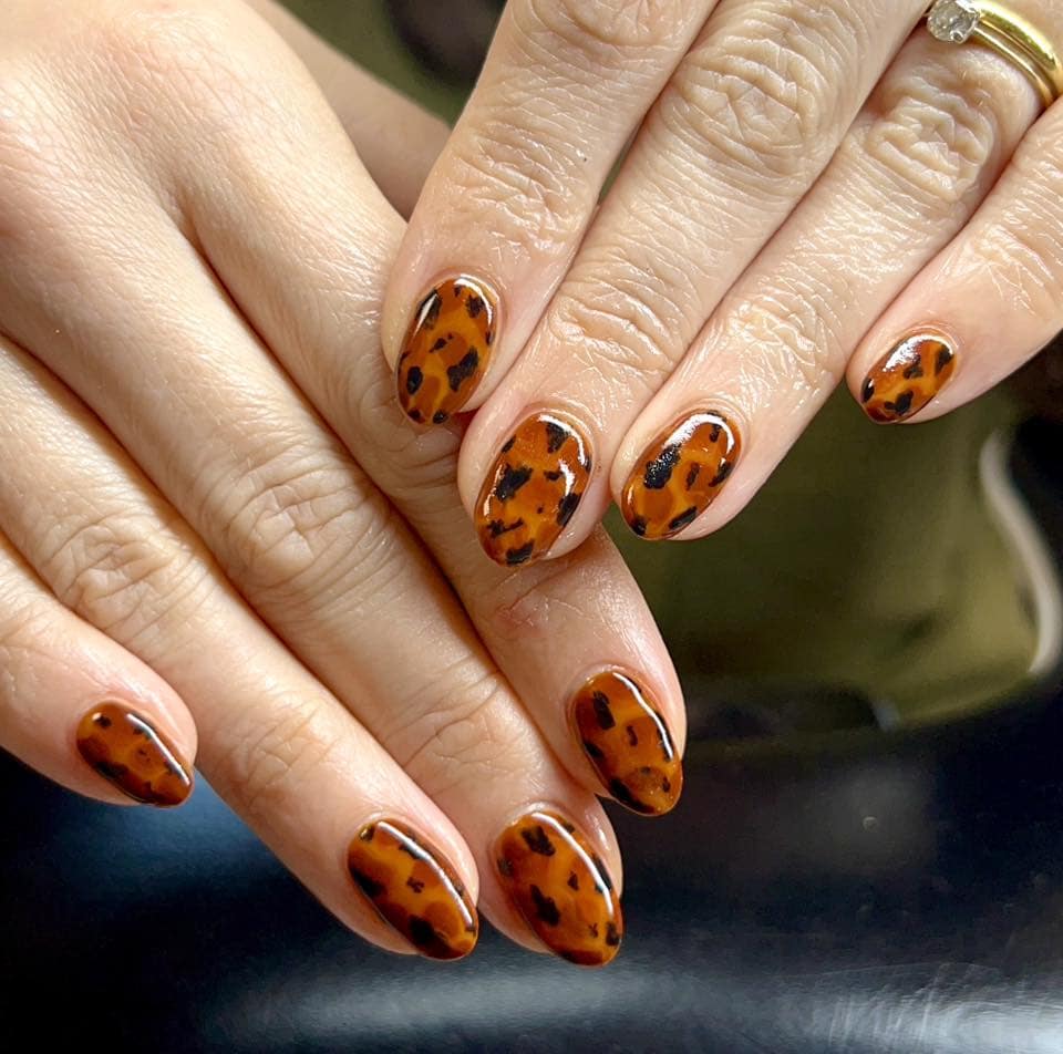 Image courtesy of lisa marie's hair & beauty lounge