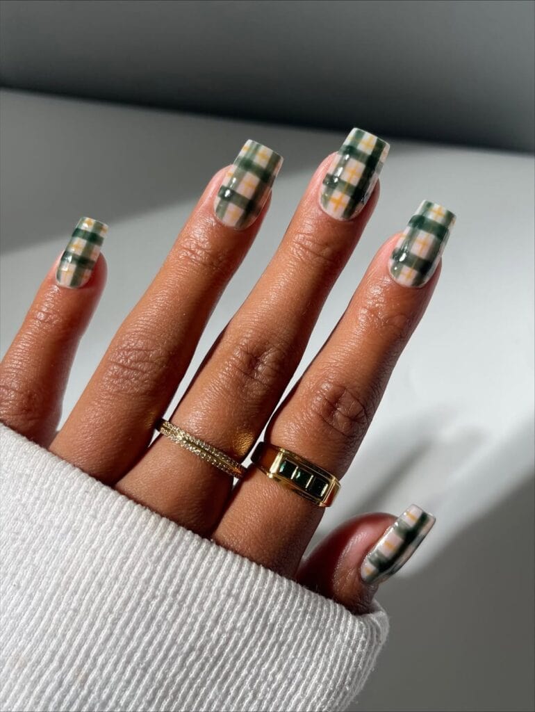 Image courtesy of instagram.com:nailshuney