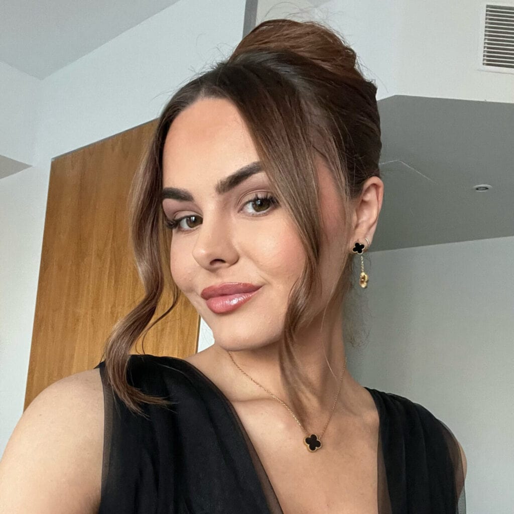 Jessica white headshot