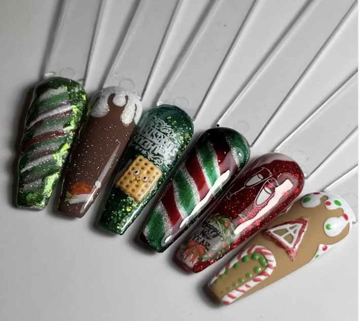 Image courtesy of Instagram.com:14k nails