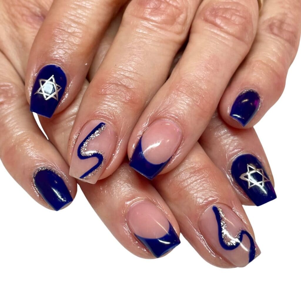 Image courtesy of Instagram.com: glossednails