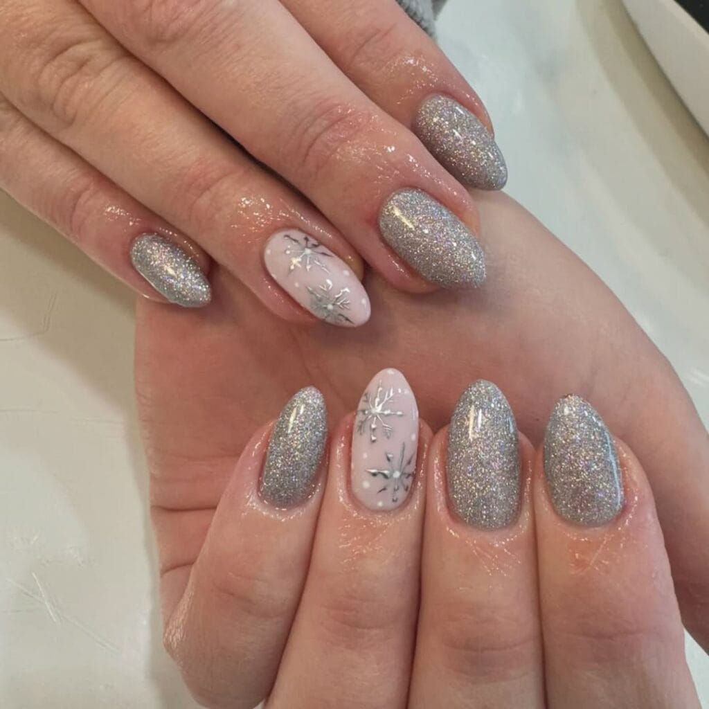 Image courtesy of Instagram.com:beaut nails by emma