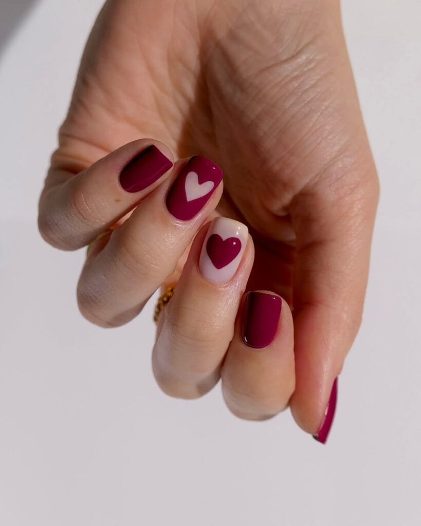 Image courtesy of Instagram.com:danaturenails