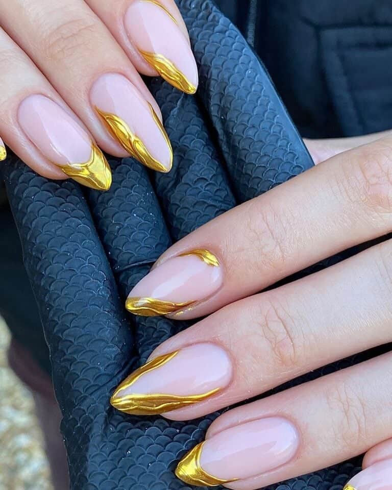 Image courtesy of Instagram.com/nailsbyamyf