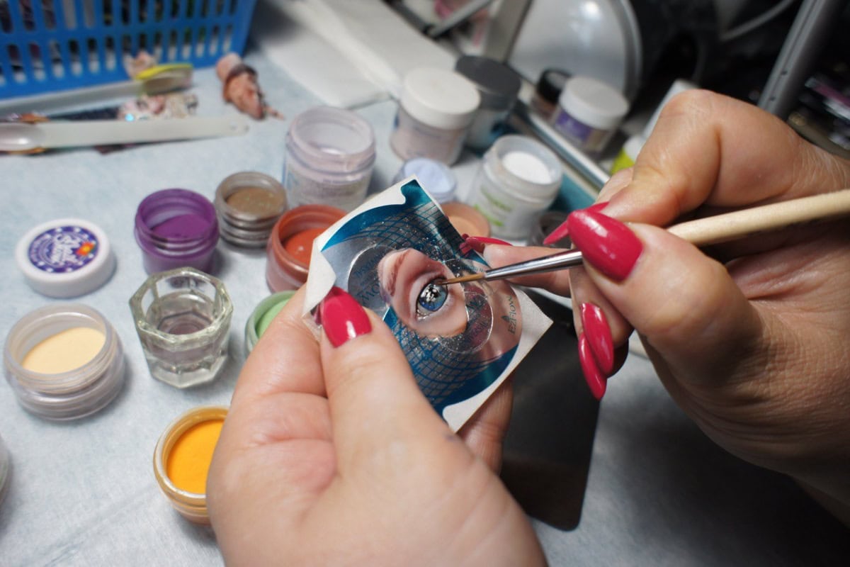 Elena Maltseva mixed media eye nail tutorial