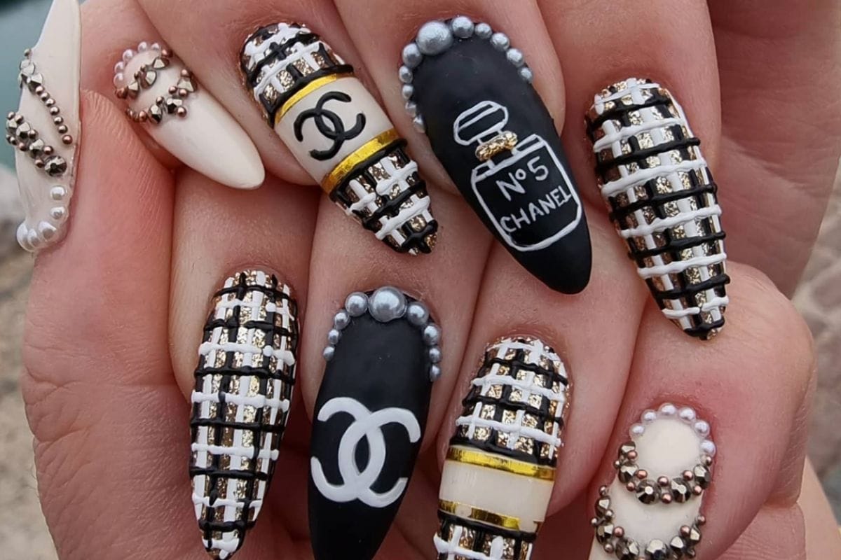 Devil Wears Prada nail designs lead images courtesy of Instagram.com/beckymerritt