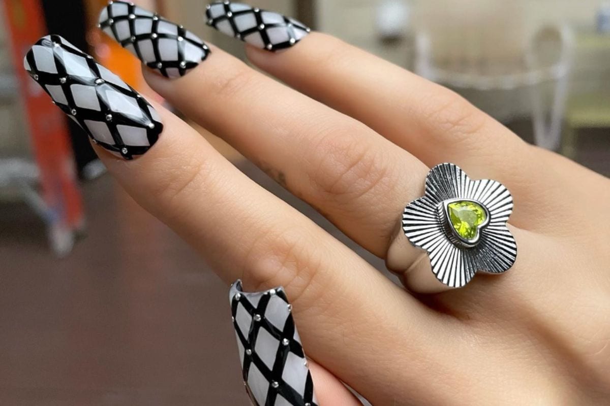 Euphoria season 3 nail designs lead image courtesy of Instagram.com/natalieminervanails