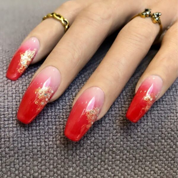 Julie-Anne Gellux red