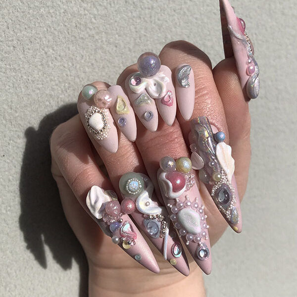 Nixxi-Rose-AFB95F66-4D2A-44A0-8739-85888007B398_sm