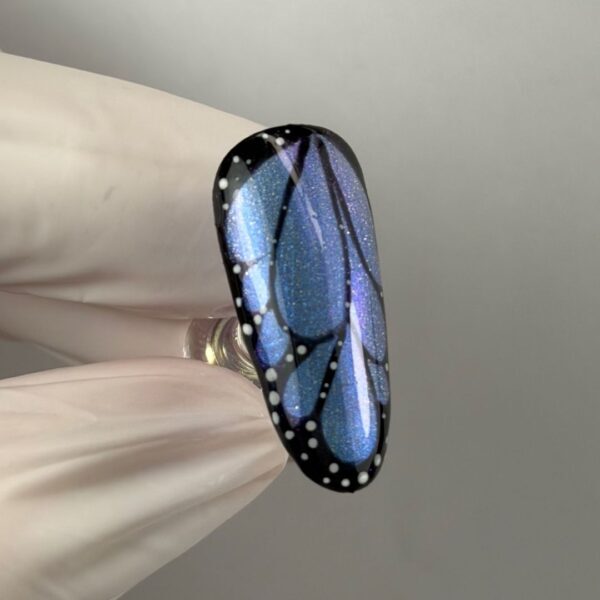Karyna Kyliushyk butterfly nail art tutorial